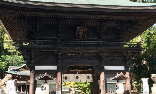日牟禮八幡宮