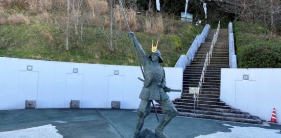 岡豊城 長宗我部元親像