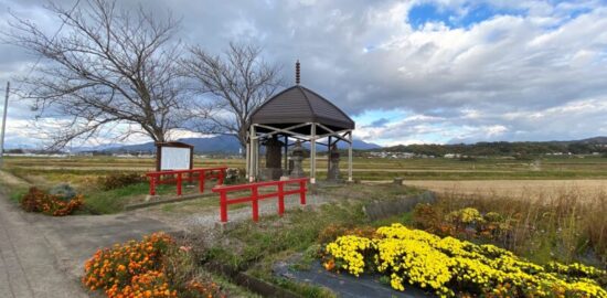 皆鶴姫の碑(会津)