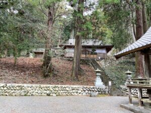 武田八幡宮　拝殿への階段