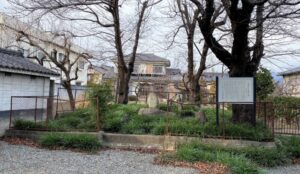 御所五郎丸の墓所　敷地（野牛島）