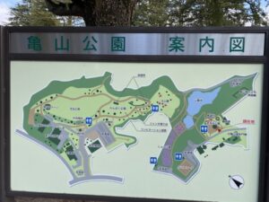 亀山公園　案内図
（三重県亀山市）