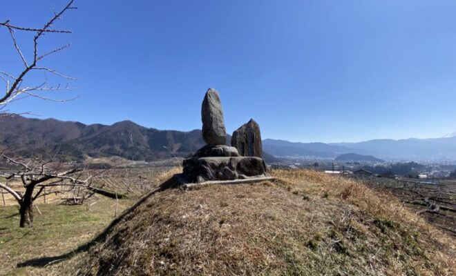 中牧城本丸天守台跡
