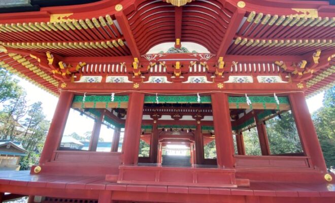 鶴岡八幡宮　舞殿