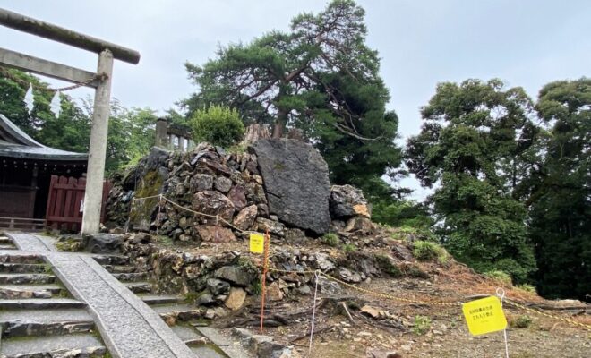 唐沢山城　鏡石